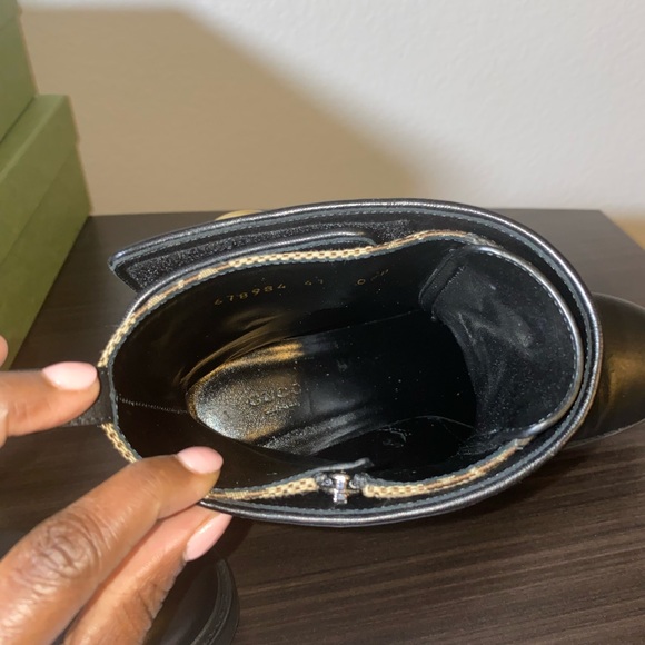 Black and Tan leather Gucci Lace-Up Boots - Picture 7 of 12